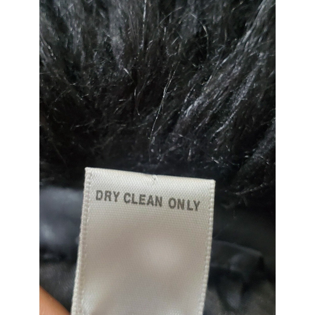 Cache Womens Black Fur 100% Nylon Sleeveless Full Zipper Casual Vest Size Small