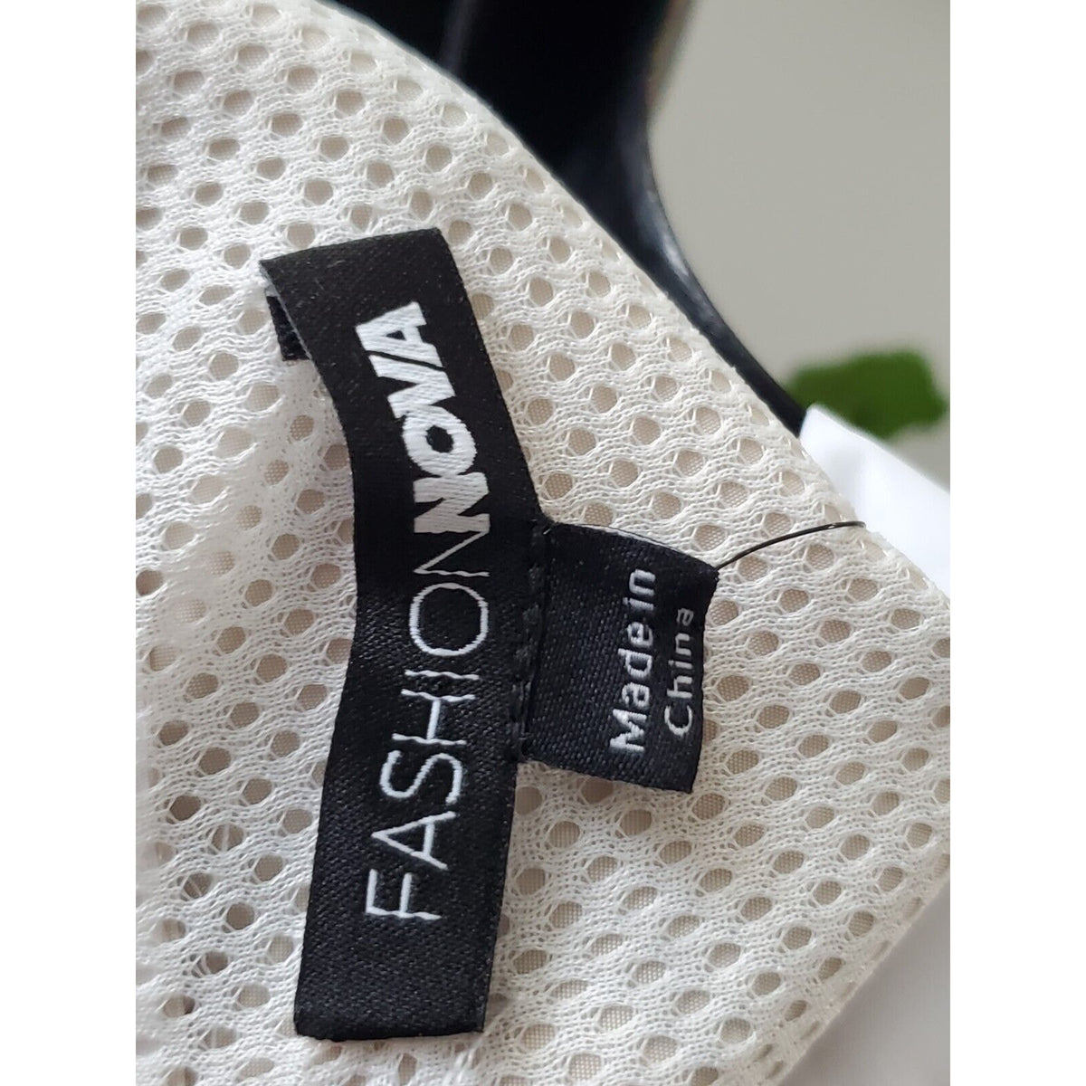 Fashion Nova Women’s White Black 1/4 Zip Windbreaker Jogger Set Tracksuit Small
