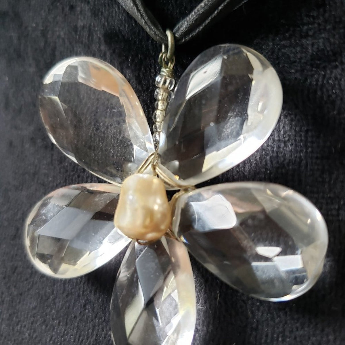 Women's Clear Crystal Flower Charms Pendant Necklace