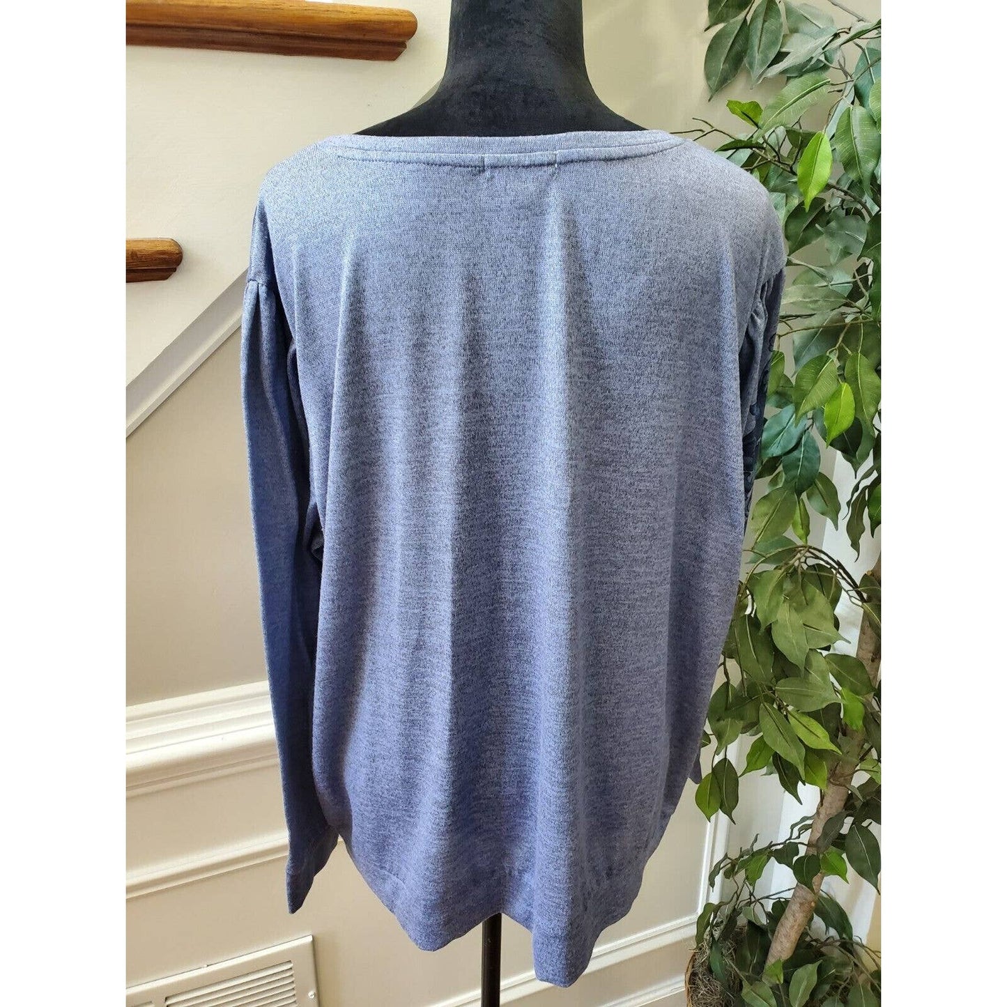 One World Women's Blue Polyester Round Neck Long Sleeve Top Shirt Size X-Large