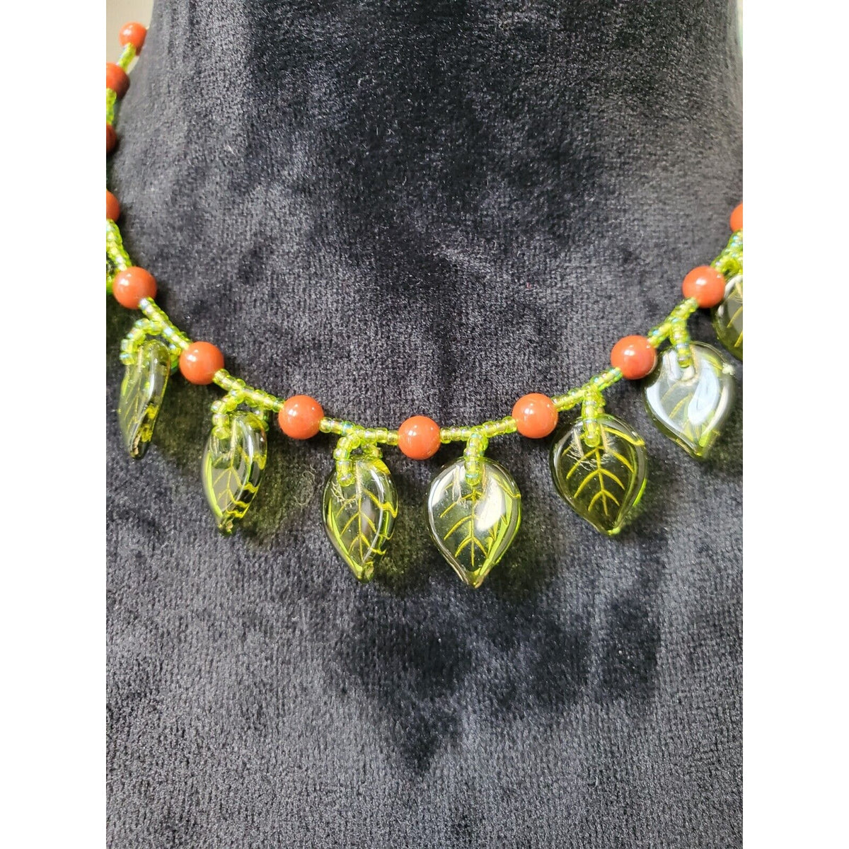 Women's Green Leaf Orange Beaded Fashion Jewelry Short Necklace