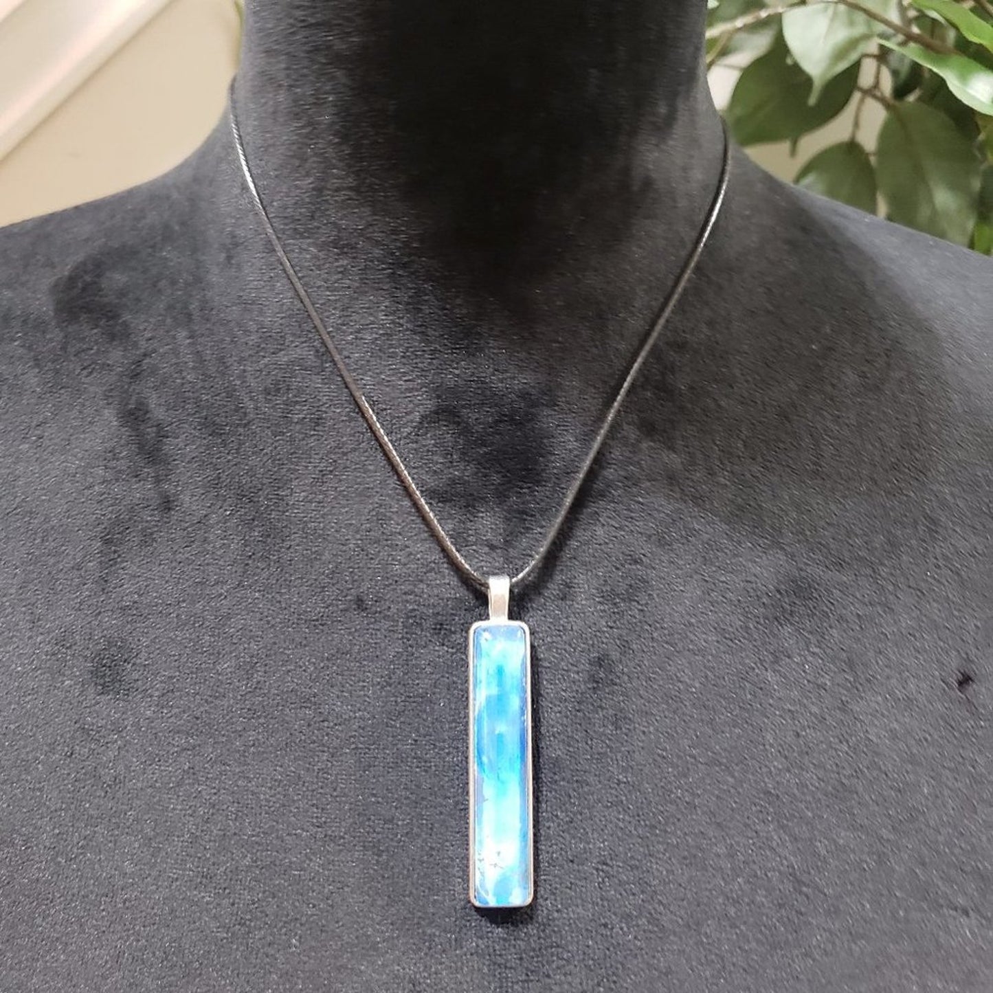 Womens Fashion Silver Bazel Blue Long Rectangle Glass Bar Pendant Necklace