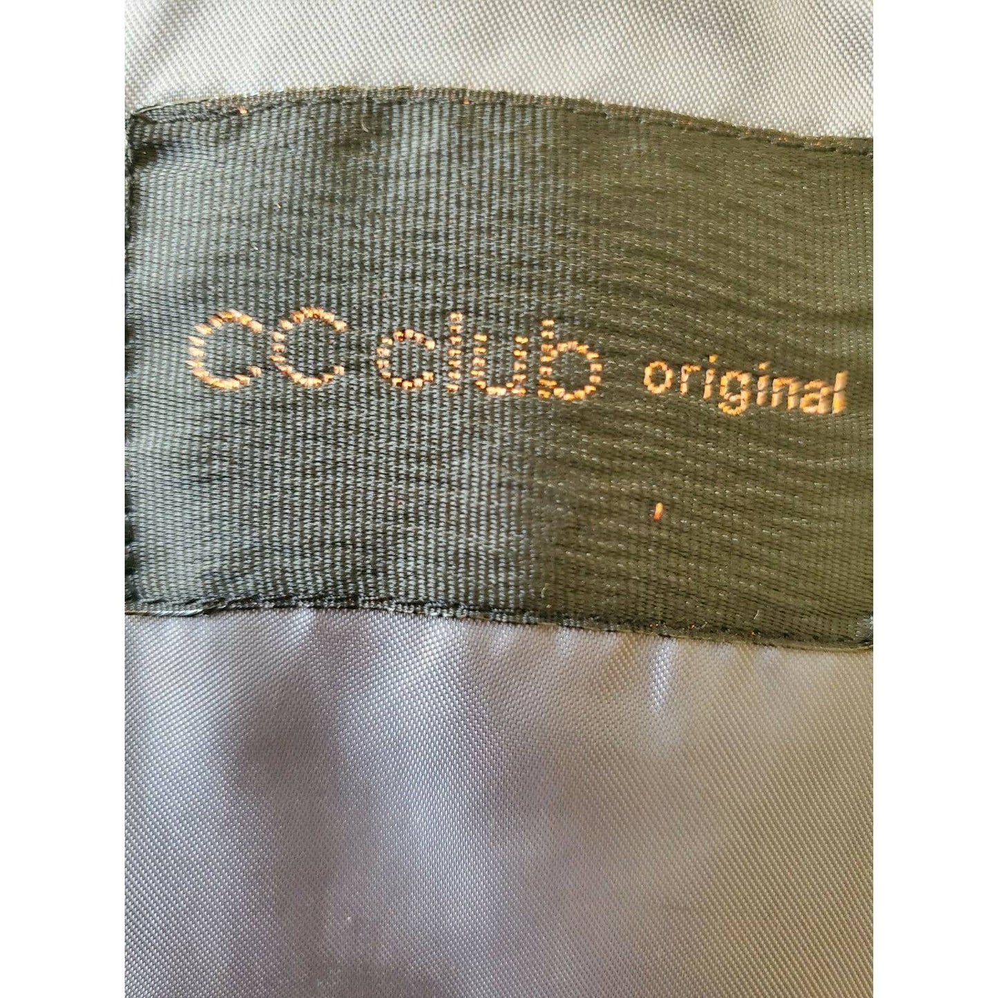 CC Club Original Women's Career Gray Wool Blend Blazer. Fits a Small