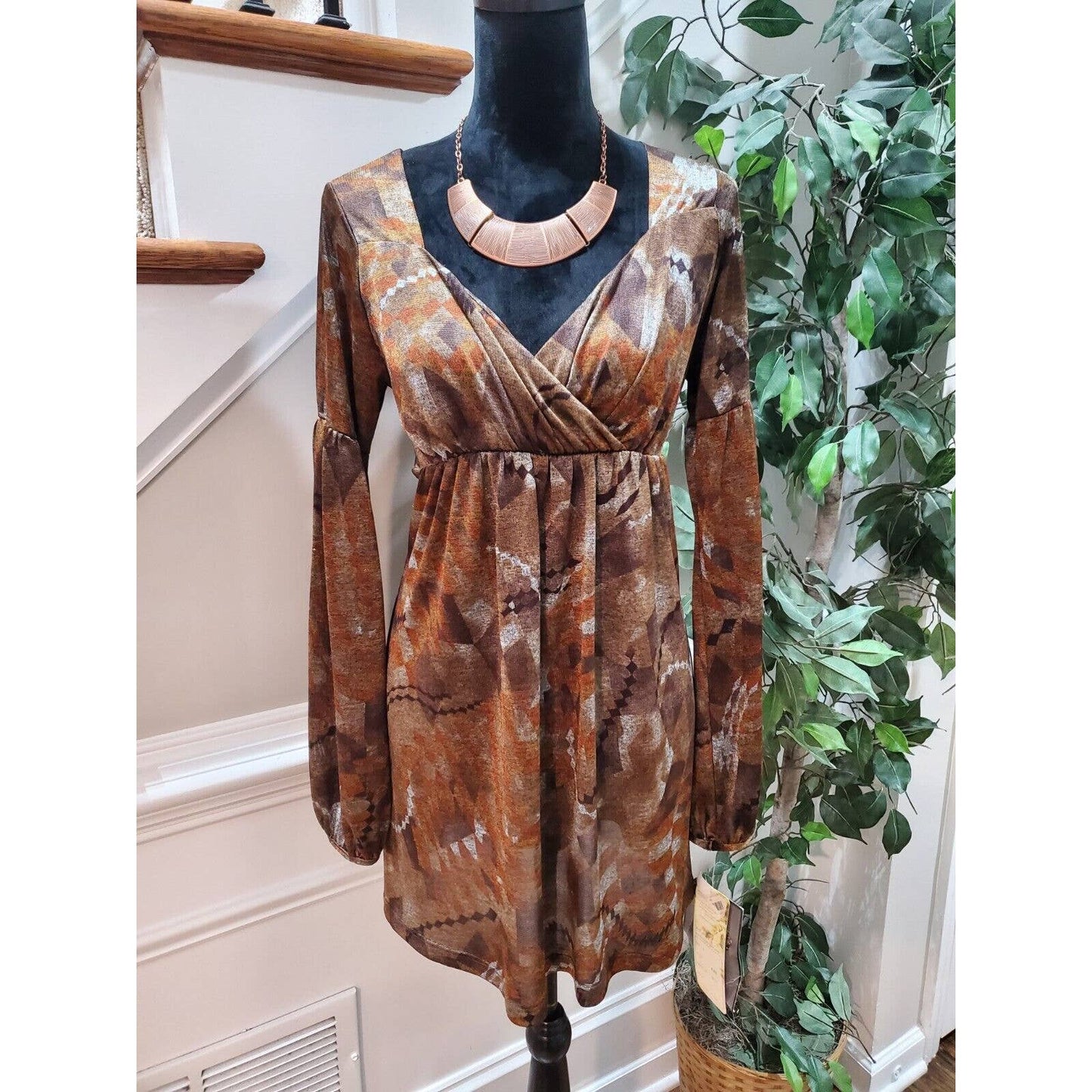 Lapis Women's Brown Polyester V-Neck Long Sleeve Knee Length Dress Size Large