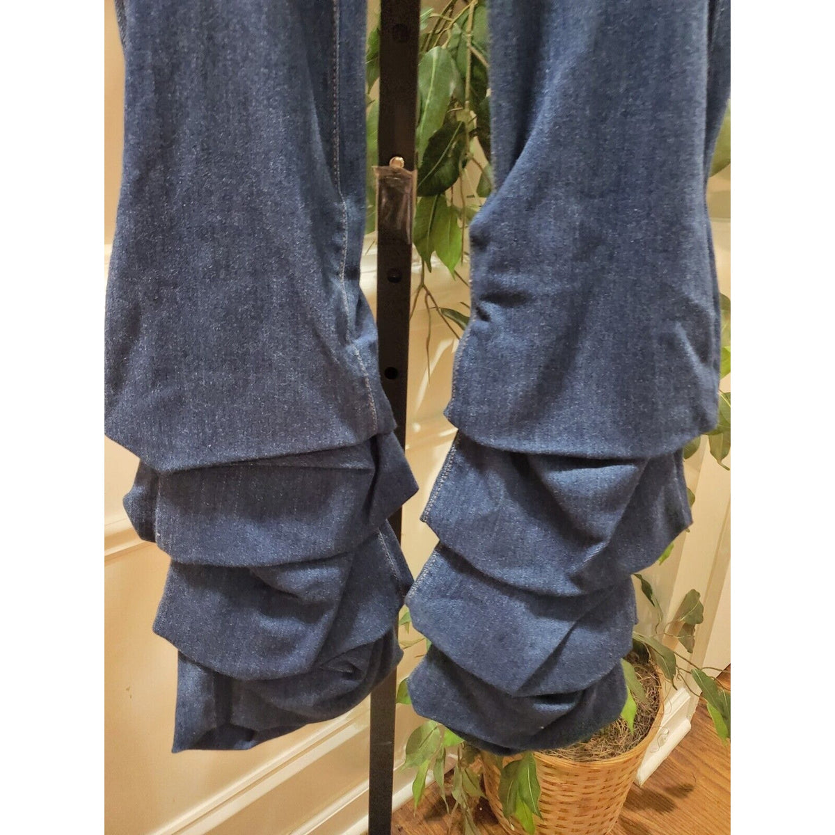 Vibrant Womens Stacked Blue Denim Rayon Distressed Pockets Pull On Jeans Large
