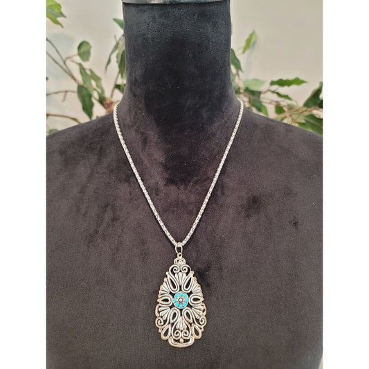 Womens Fashions Silver Turquoise Stone Pendant Necklace Lobster Clasp