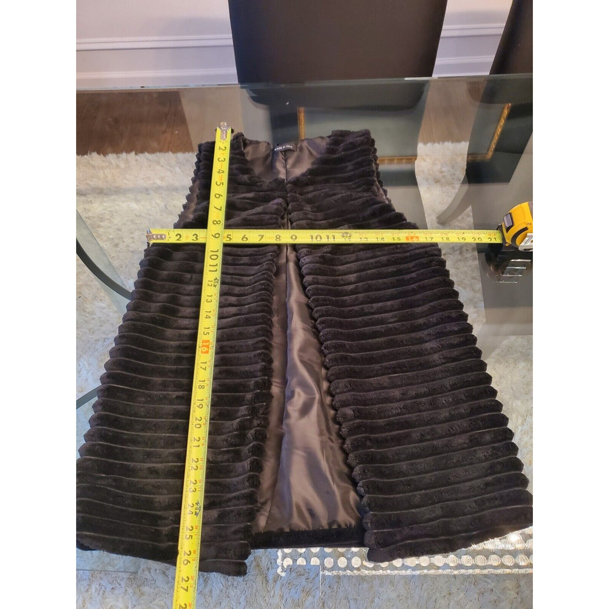 Women's Black 100% Polyester Faux Fur Sleeveless Casual Vest Jackets