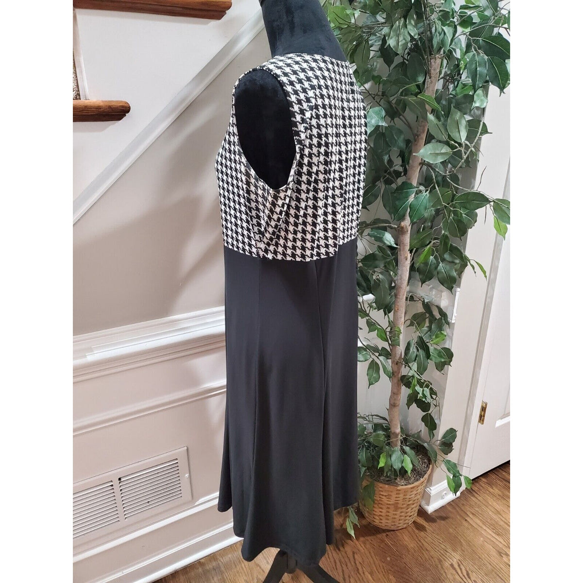 K Studio Black White Houndstooth Top Round Neck Sleeveless Knee Length Dress 12