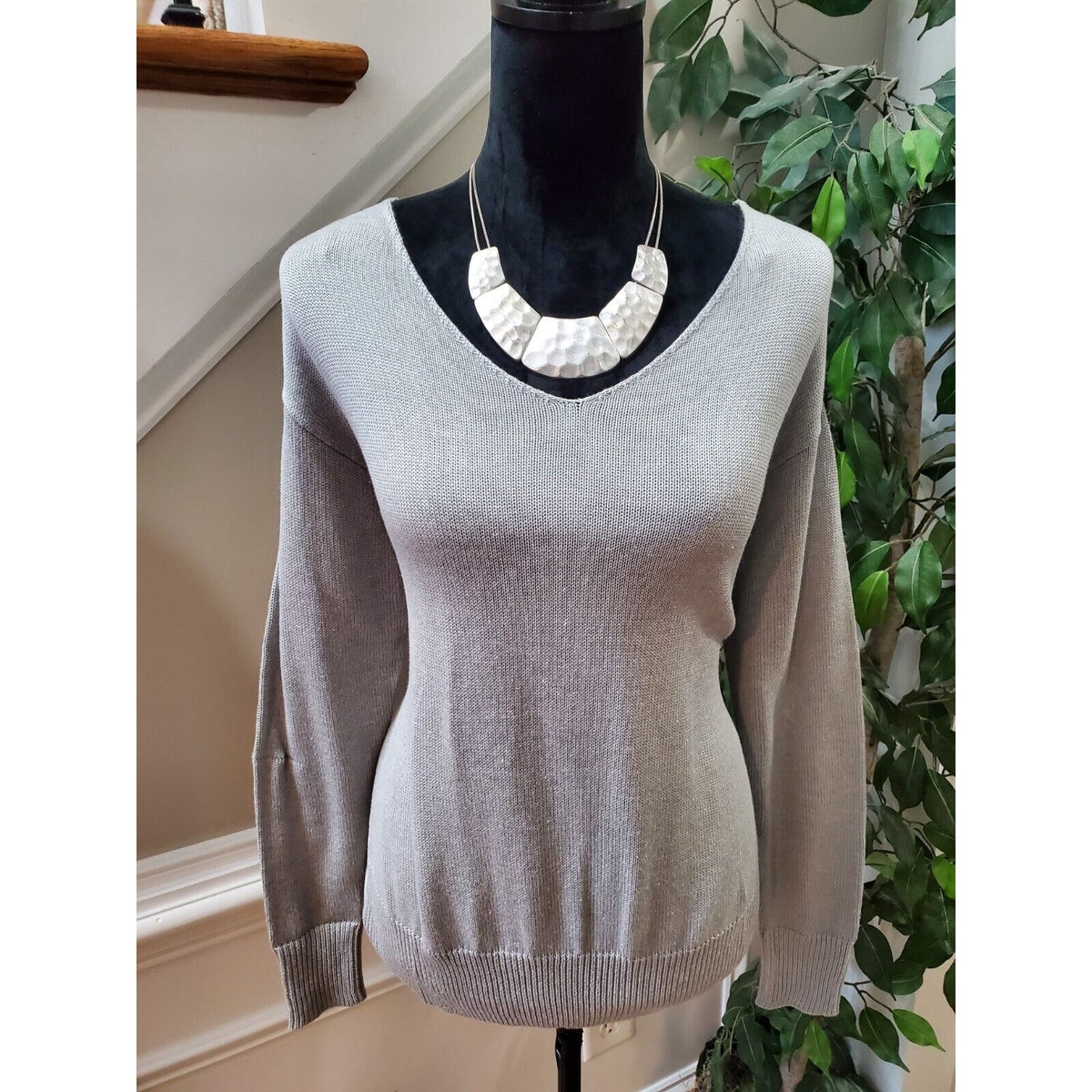 Cotton Emporium Knot Back Sweater Gray Knit Womens V Neck Size Small