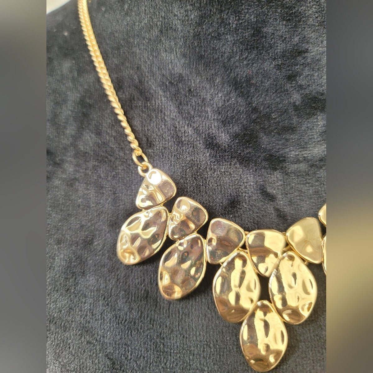 Gold Fashion Necklace