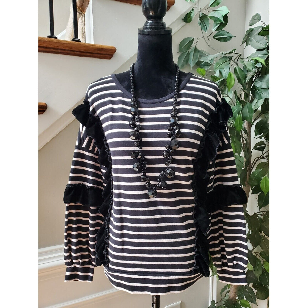 Crown & Ivy Women's Black Cotton Round Neck Long Sleeve Casual Top Shirt Size PL