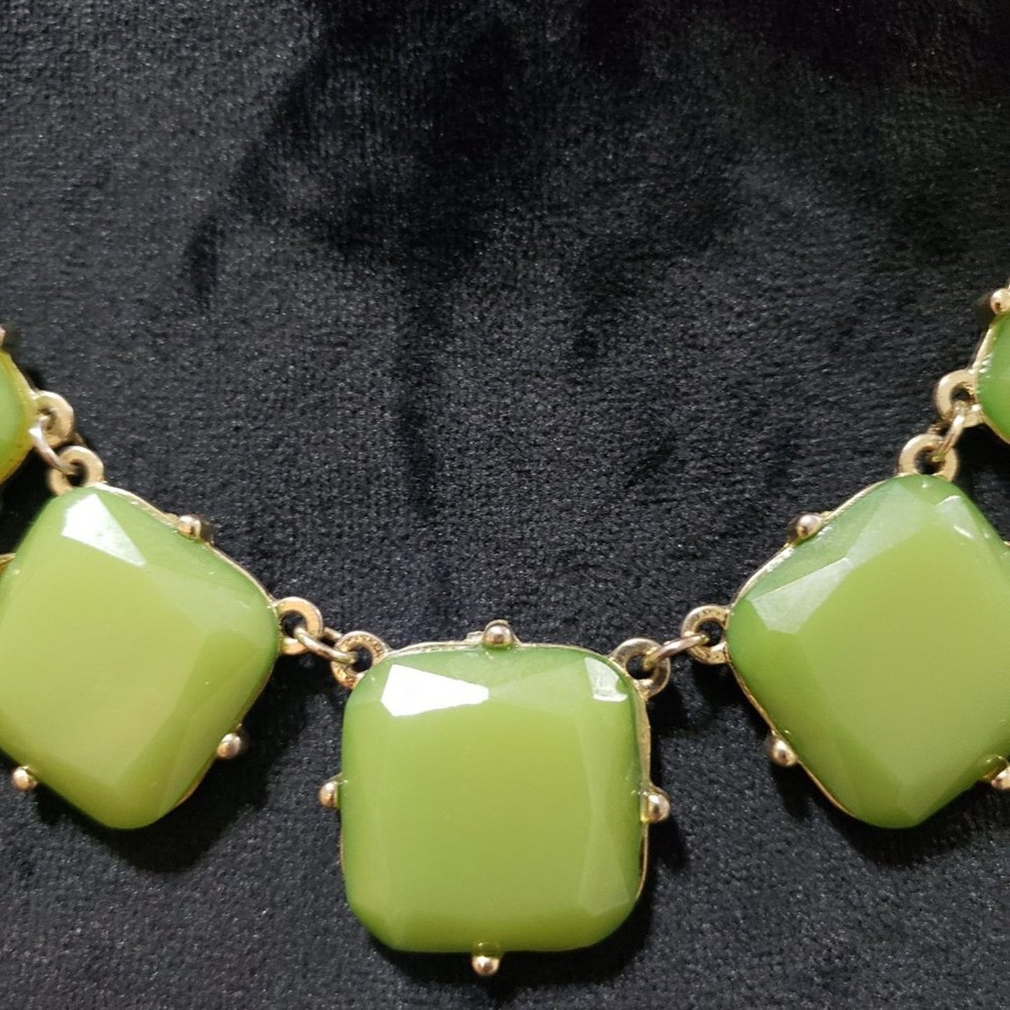 Womens Large Faceted Green Stone Statement Necklace
