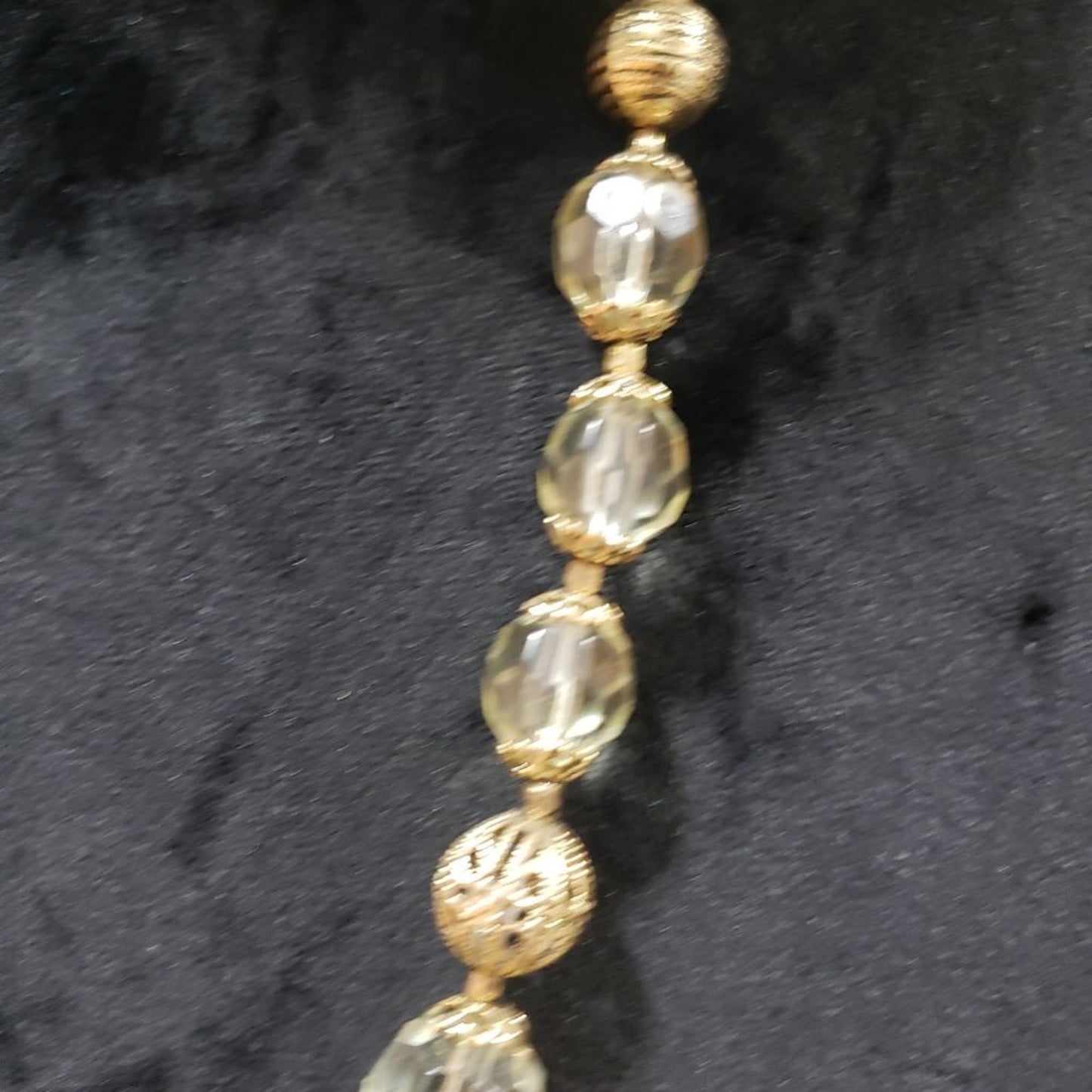 Women Fashion White Clear Faceted Crystals Beaded Teardrop Necklace with Lobster