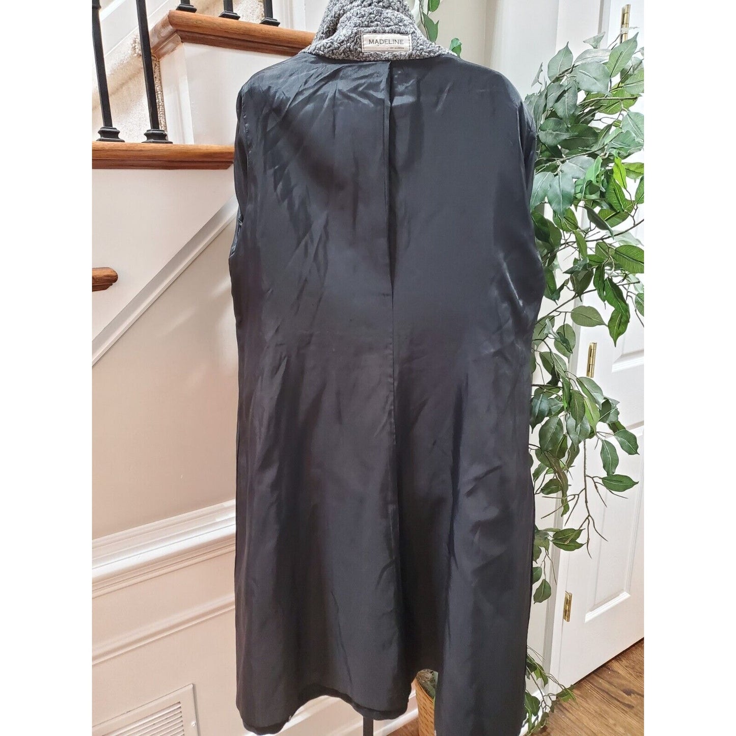 Vintage Madeline Women's Black Wool Long Sleeve Buttons Front Long Coat XL