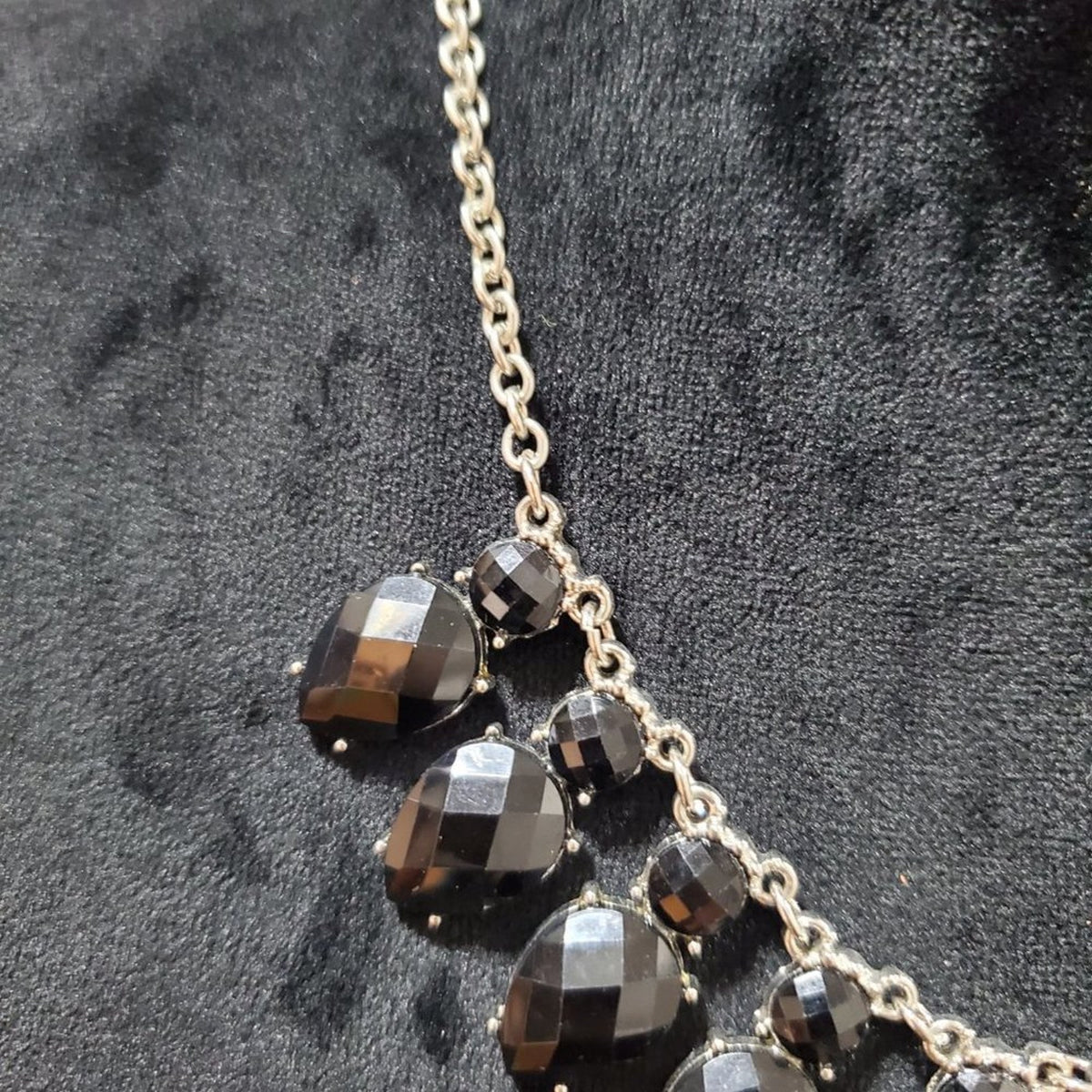 Women's Black Round Beaded Pearl Chain Fashion Jewelry Necklace