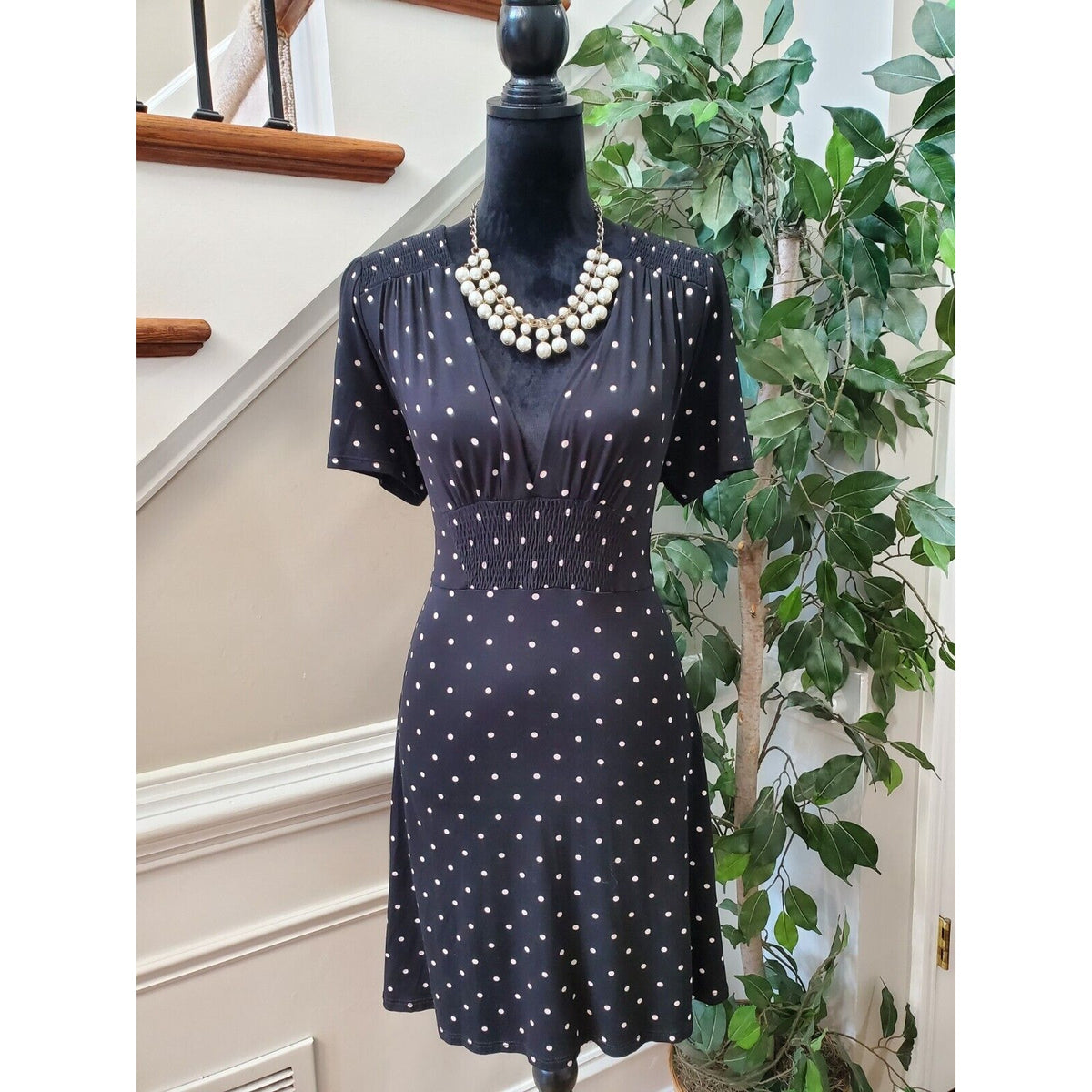 Miss Selfridge Women's Black Polyester V-Neck Short Sleeve Knee Length Dress 12