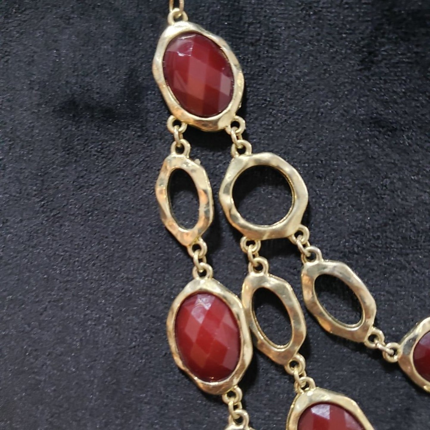 Womens Fashions Gold Tone Red Glass Stones Collar Necklace with Lobster Clasp