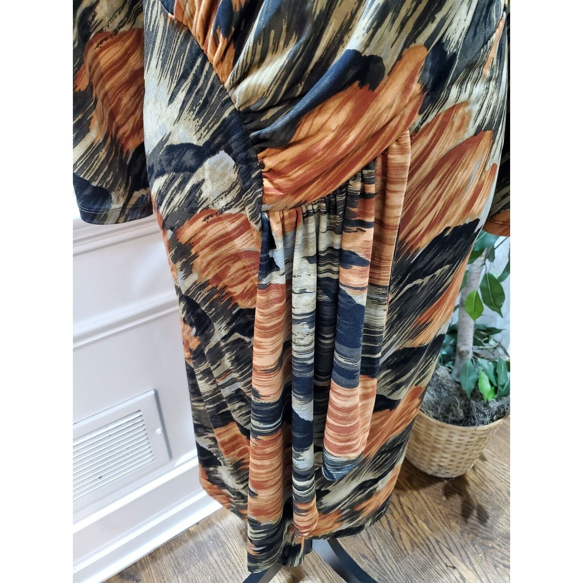 Lane Bryant Women's Multicolor Polyester V-Neck Long Sleeve Knee Length Dress 28