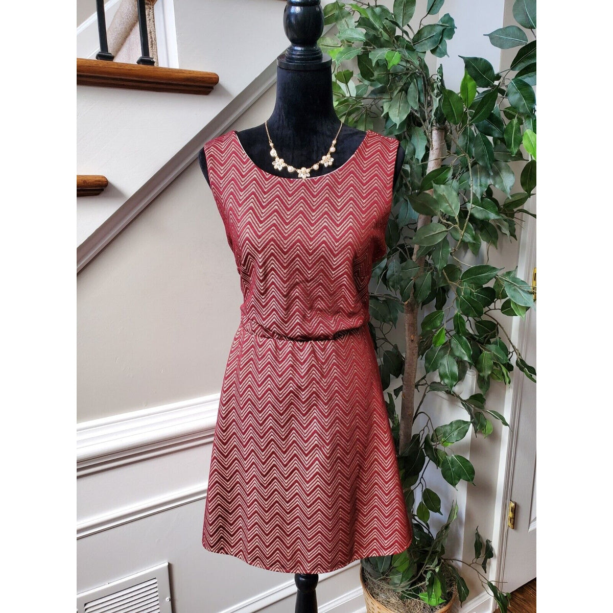Women's Maroon & White Polyester Round Neck Sleeveless Knee Length Dress Size XL