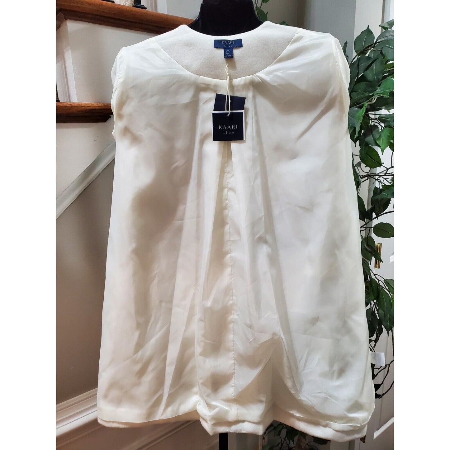 Kaari Blue Women's White Polyester Long Sleeve Buttons Front Casual Coat Size XS