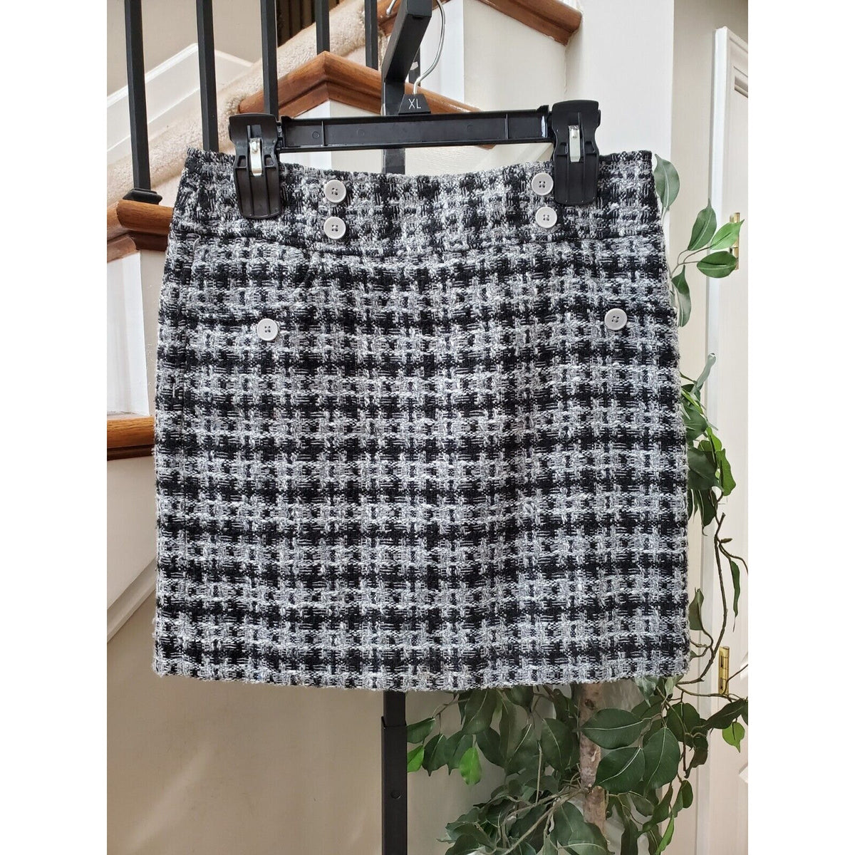 Loft Women's Black & Gray Polyester Tweed Straight Mini Skirt Size 2 Petites
