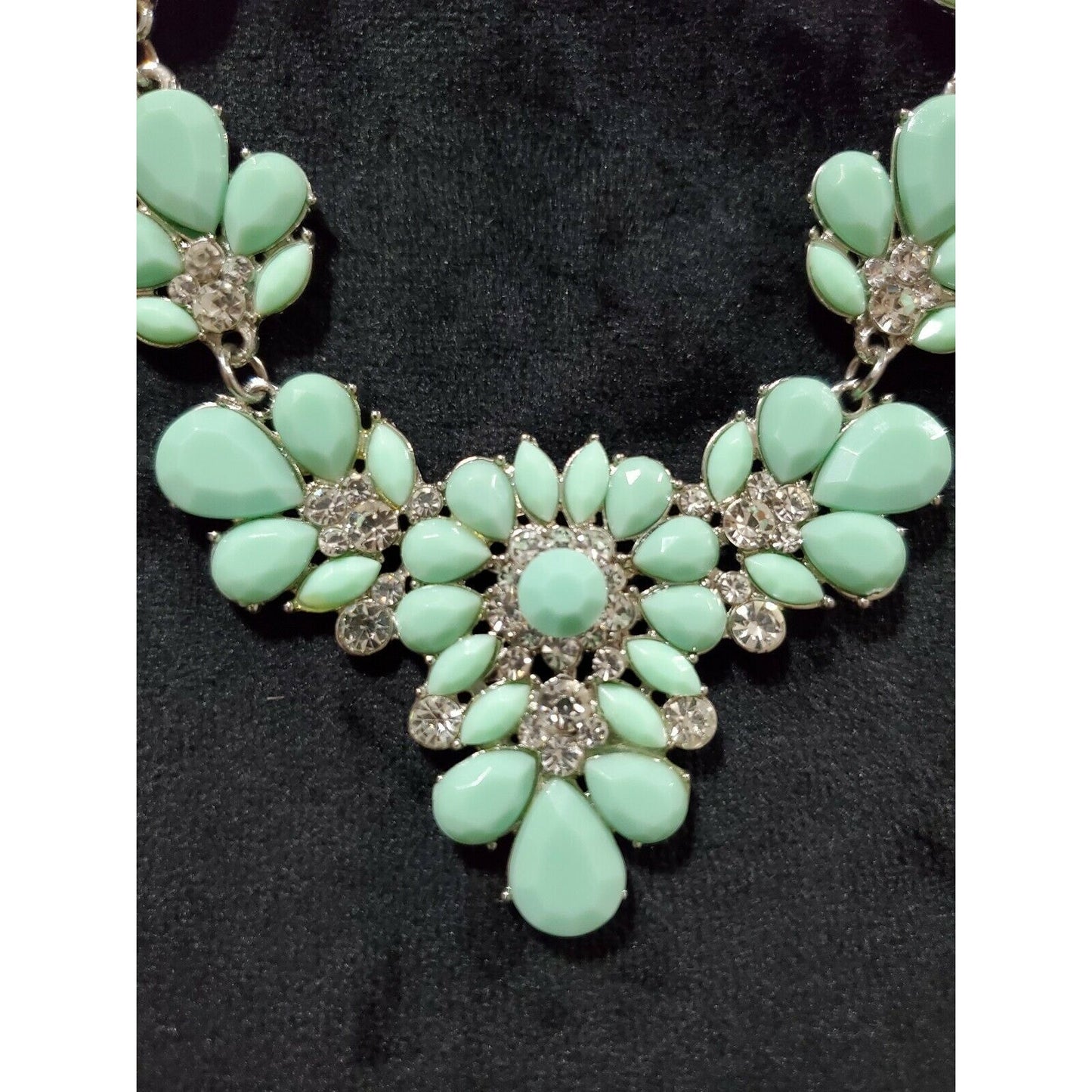 Fancy Floral Tear Drop Shape Turquoise Beaded Necklace