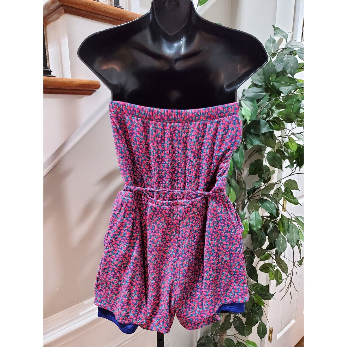 MM MM MM Women's Blue & Red Floral Rayon Off The Shoulder Casual Romper Size XL