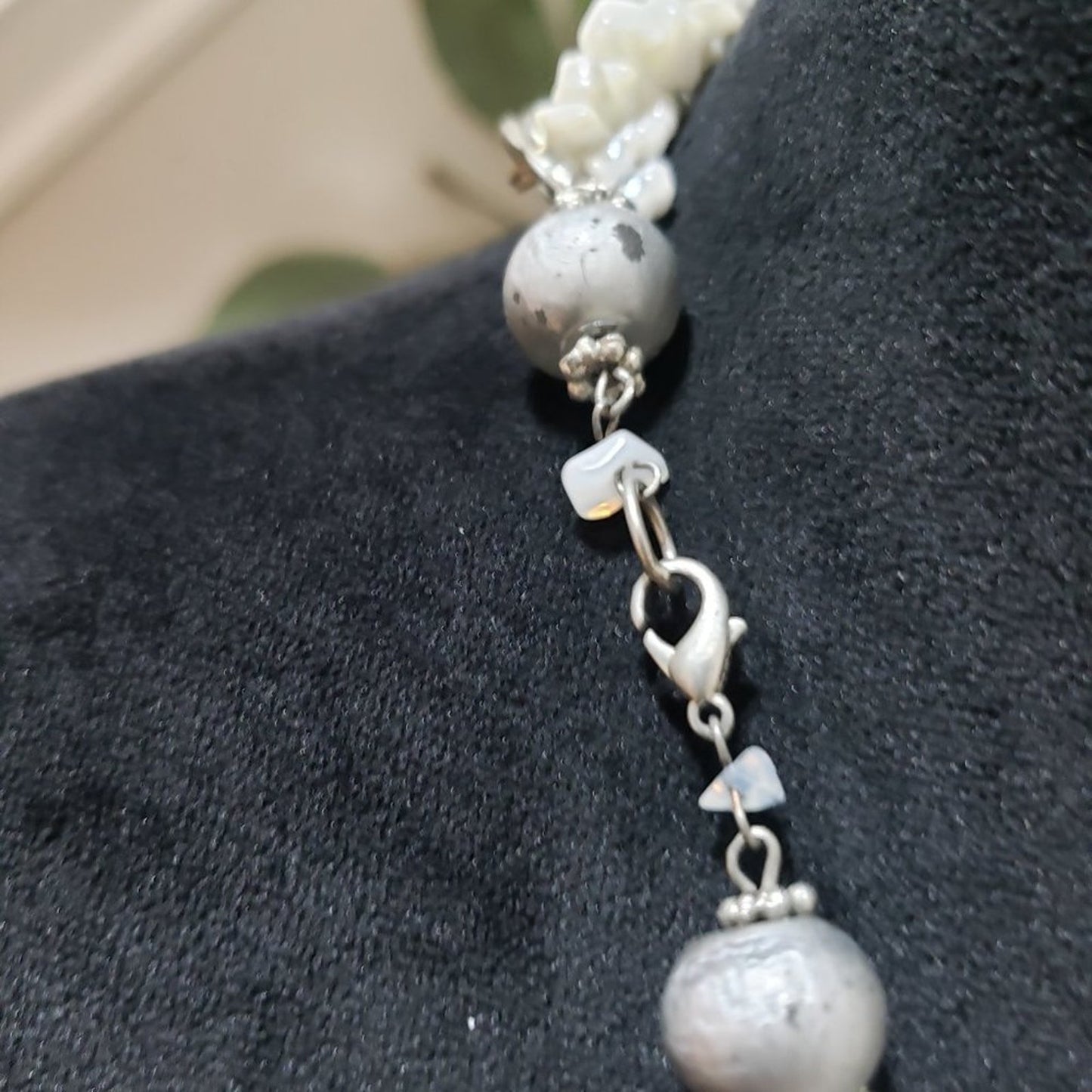 Women's White Multilayer Beaded Round Fashion Jewelry Necklace