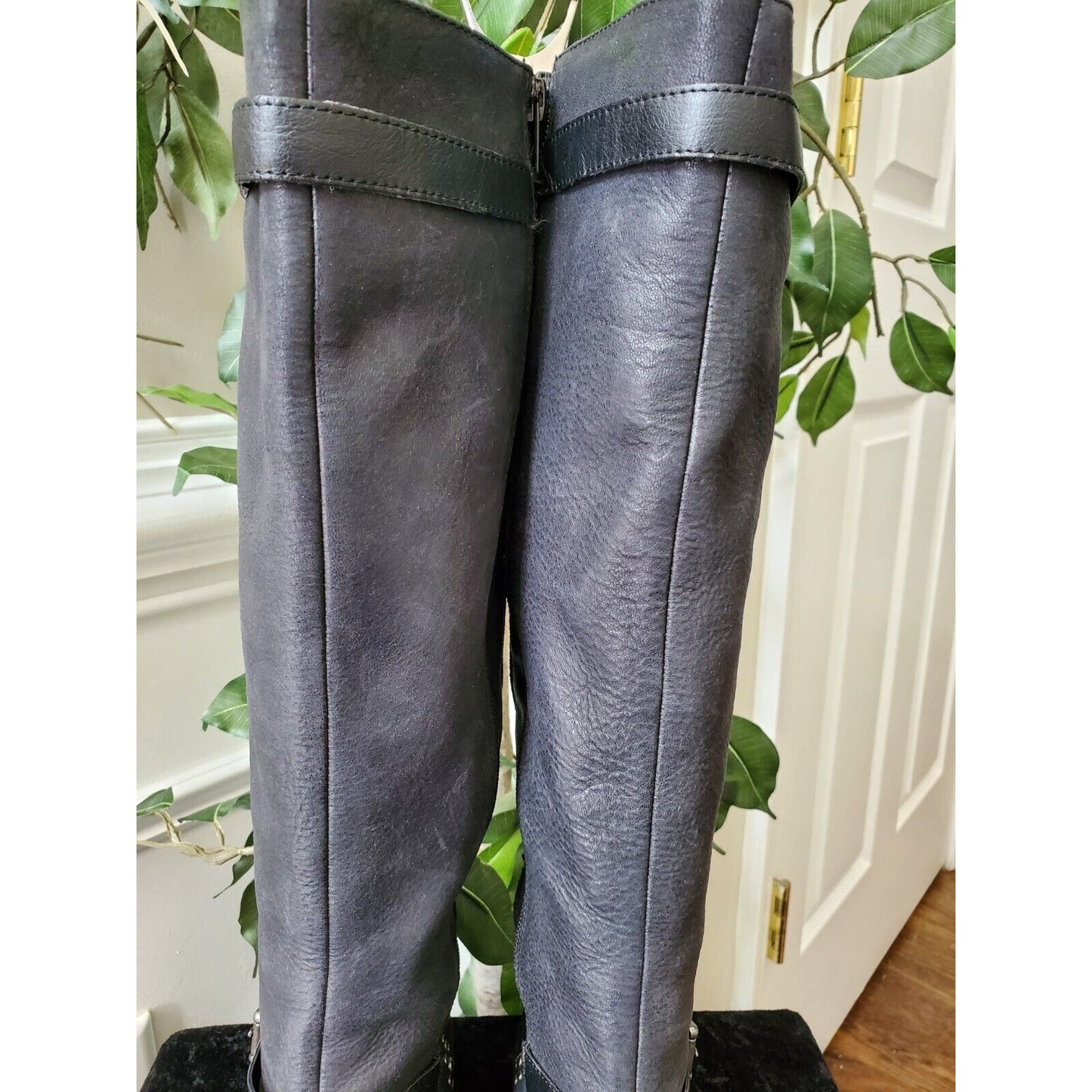 Jessica Simpson Women's Black Leather Upper Round Toe Knee High Boots Size 7.5 M