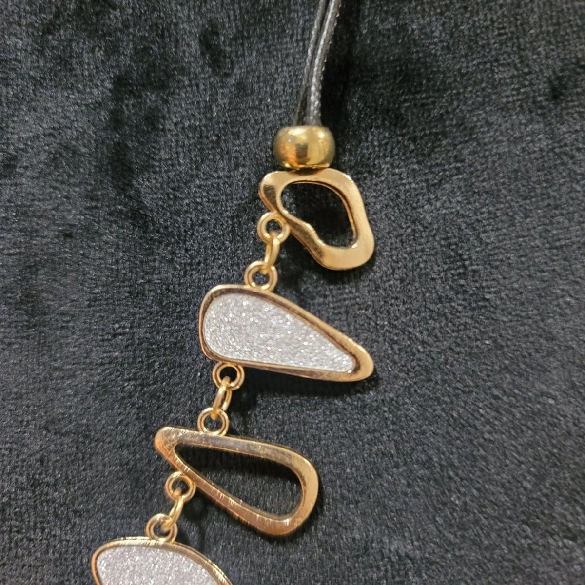 Women's Irregular Gold Plated Geometric Shape Chunky Choker Necklace