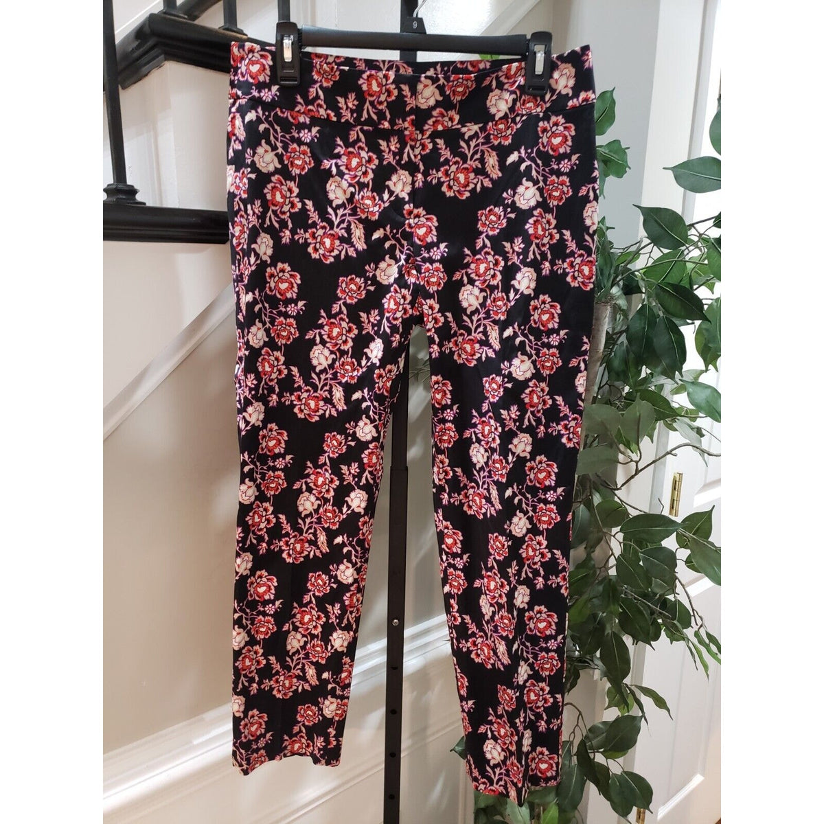 Ann Taylor Floral Elastic Waist Mid Rise Straight Leg Casual Crop Pants 6