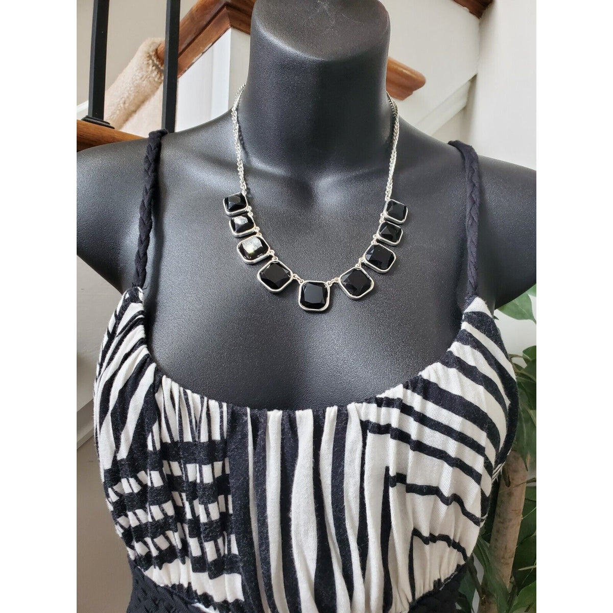 Banana Republic Women's Black & White Scoop Neck Sleeveless Long Maxi Dress S