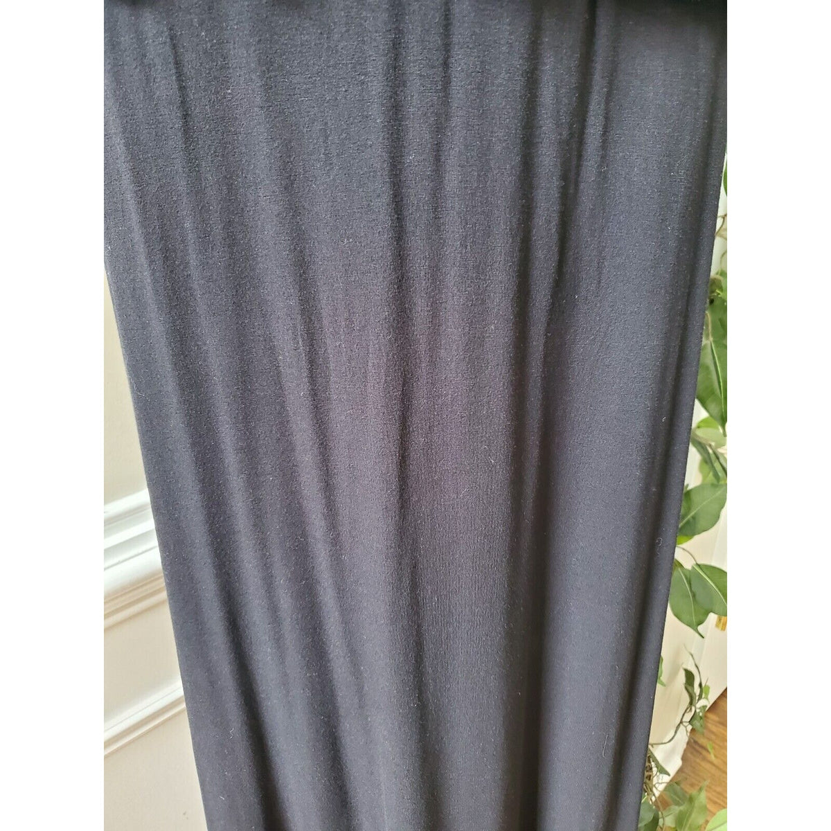Gabby Skye Women's Black Rayon V-Neck Sleeveless Casual Long Maxi Dress Size 6