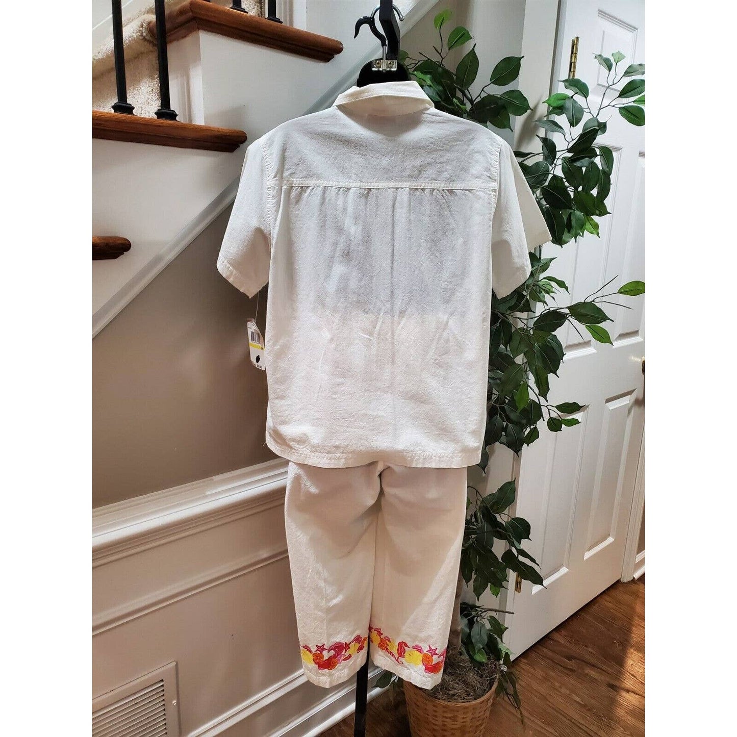 Cappagallo Women White Cotton Short Sleeve Shirt (M) & Trouser (S) 2 Piece Suit