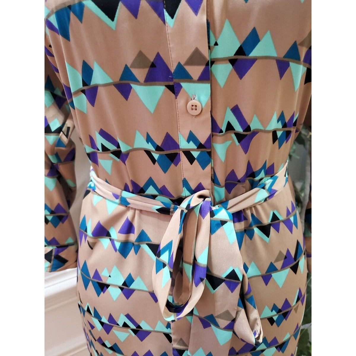 Attention Women's Multicolor Polyester Collared Long Sleeve Knee Length Dress M