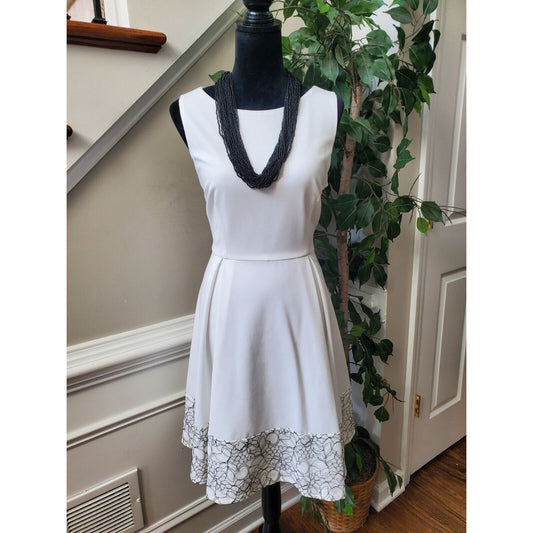 Calvin Klein Women's White Polyester Round Neck Sleeveless Knee Length Dress 10
