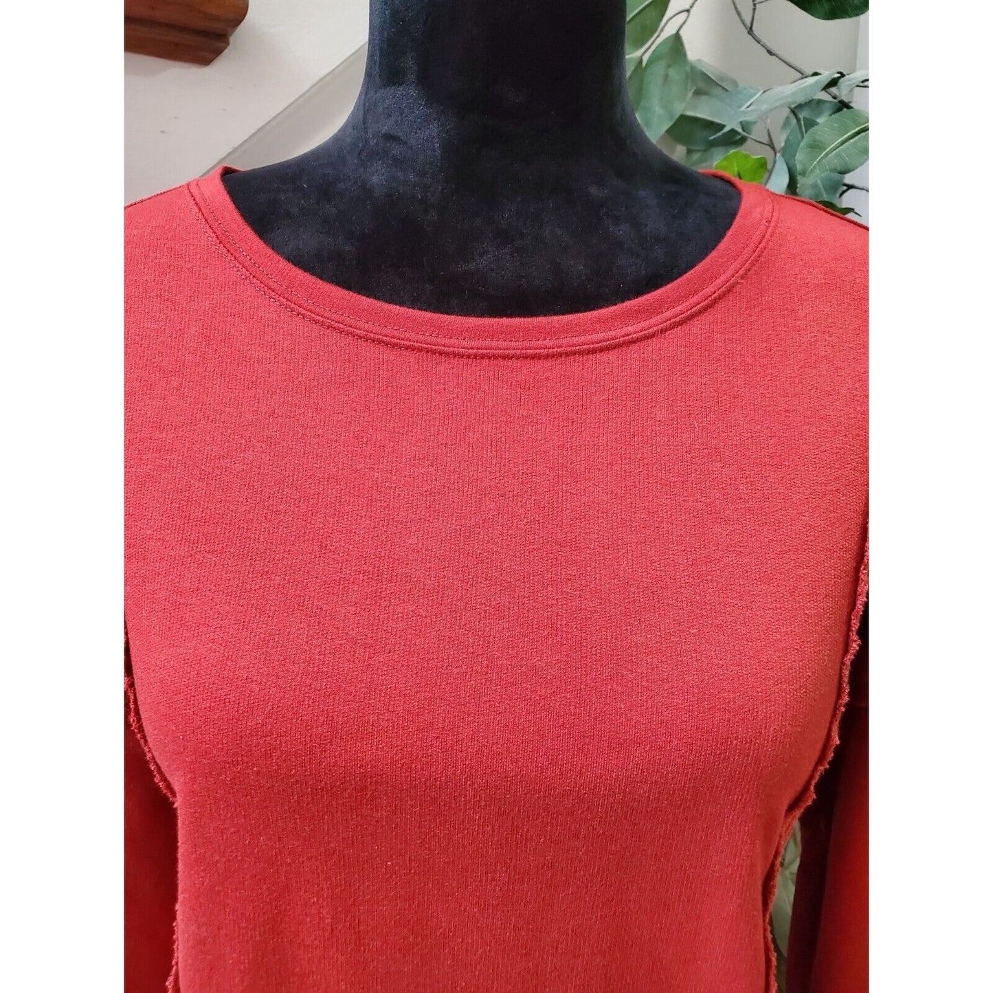 Wonderly Women's Red Cotton Round Neck Long Sleeve Pullover Knit Sweater Size M