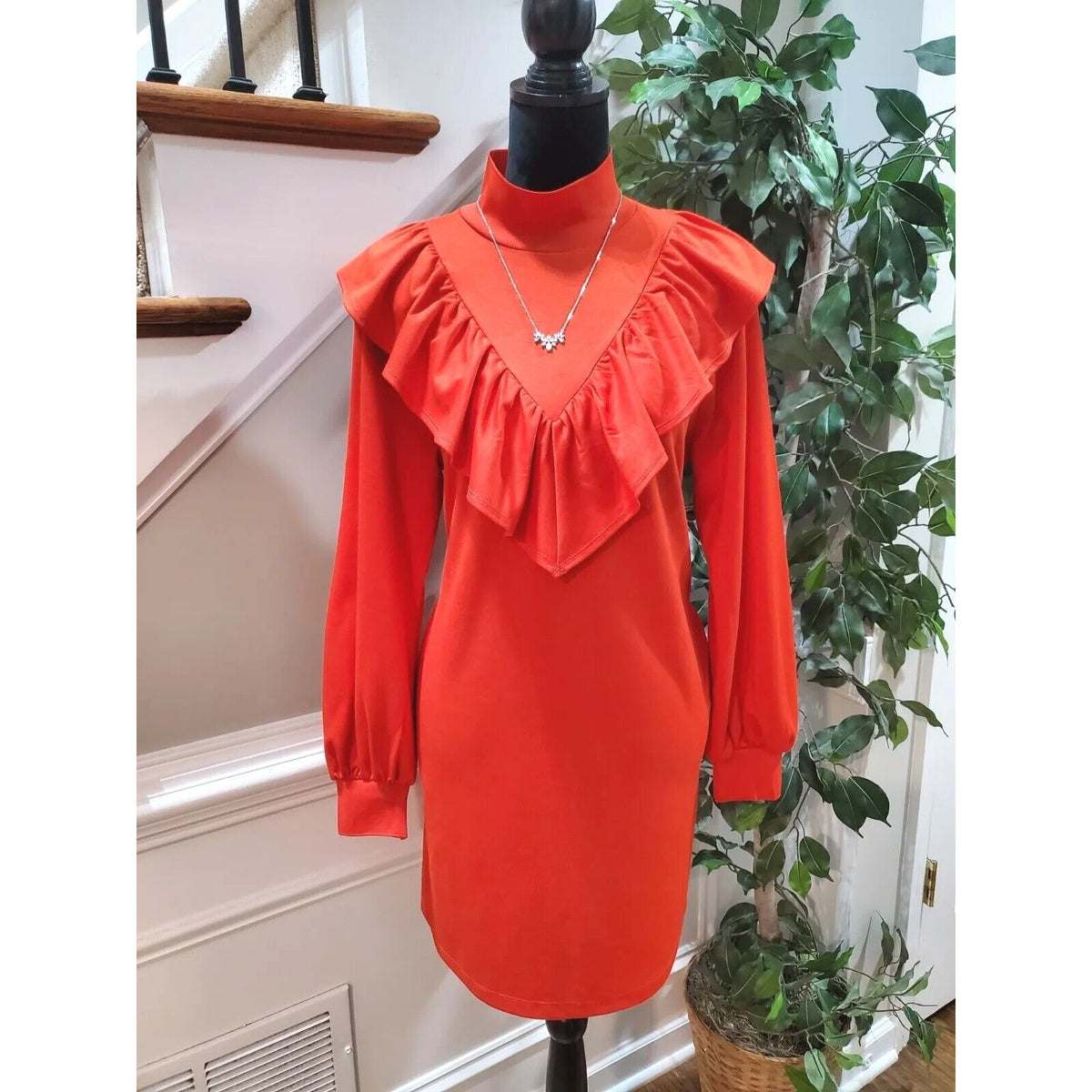 WHO WHAT WEAR Women's Orange Long Sleeve Turtle Neck Knee Length Dress Medium