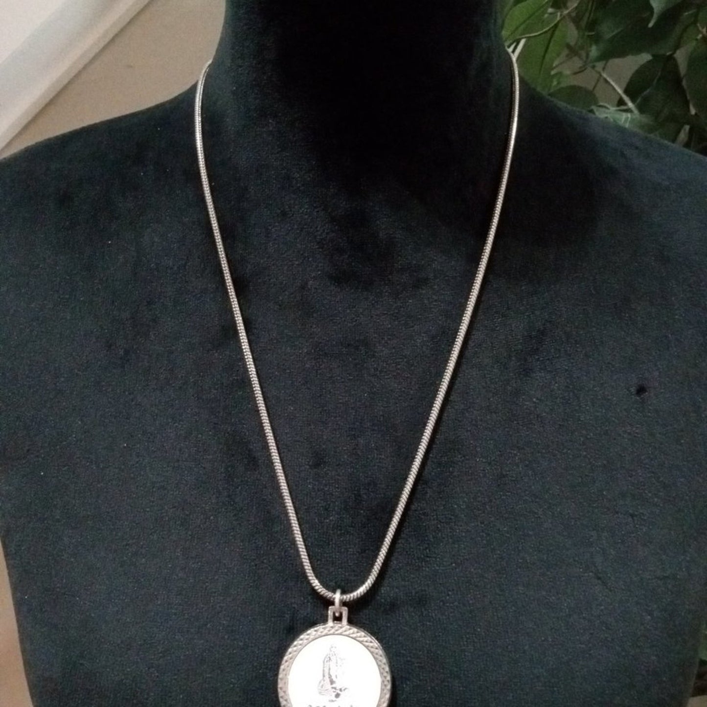 Womens Fashion Silver Tone Big Religious Carved Pendant Long Necklace w/ Lobster