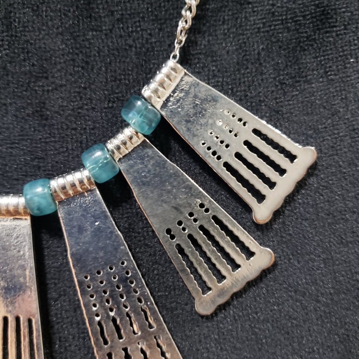 Womens Fashion Silver Tone Geometric Tassel Beaded Collar Necklace with Lobster