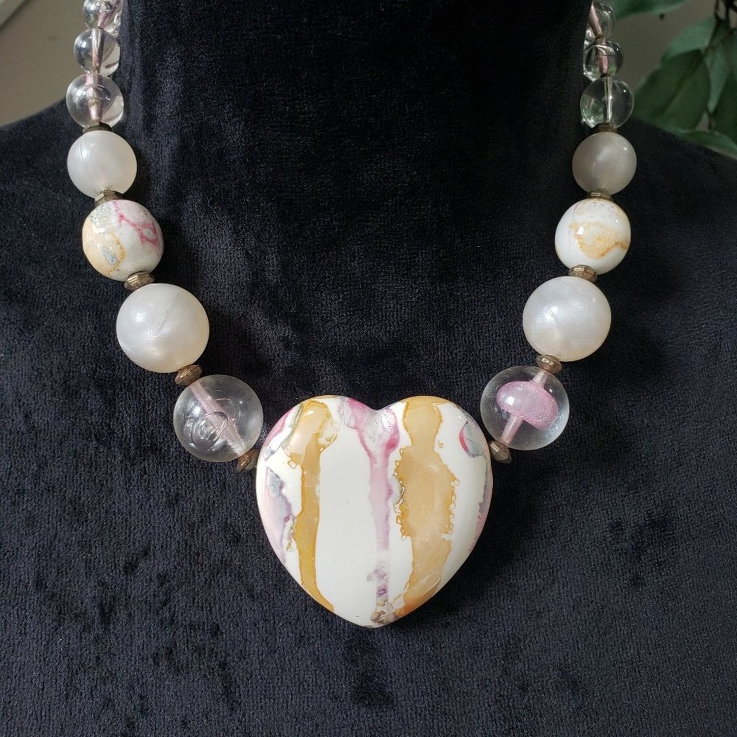 Womens Fashion White Glass Beaded Heart Pendant Collar Necklace w/ Lobster Clasp