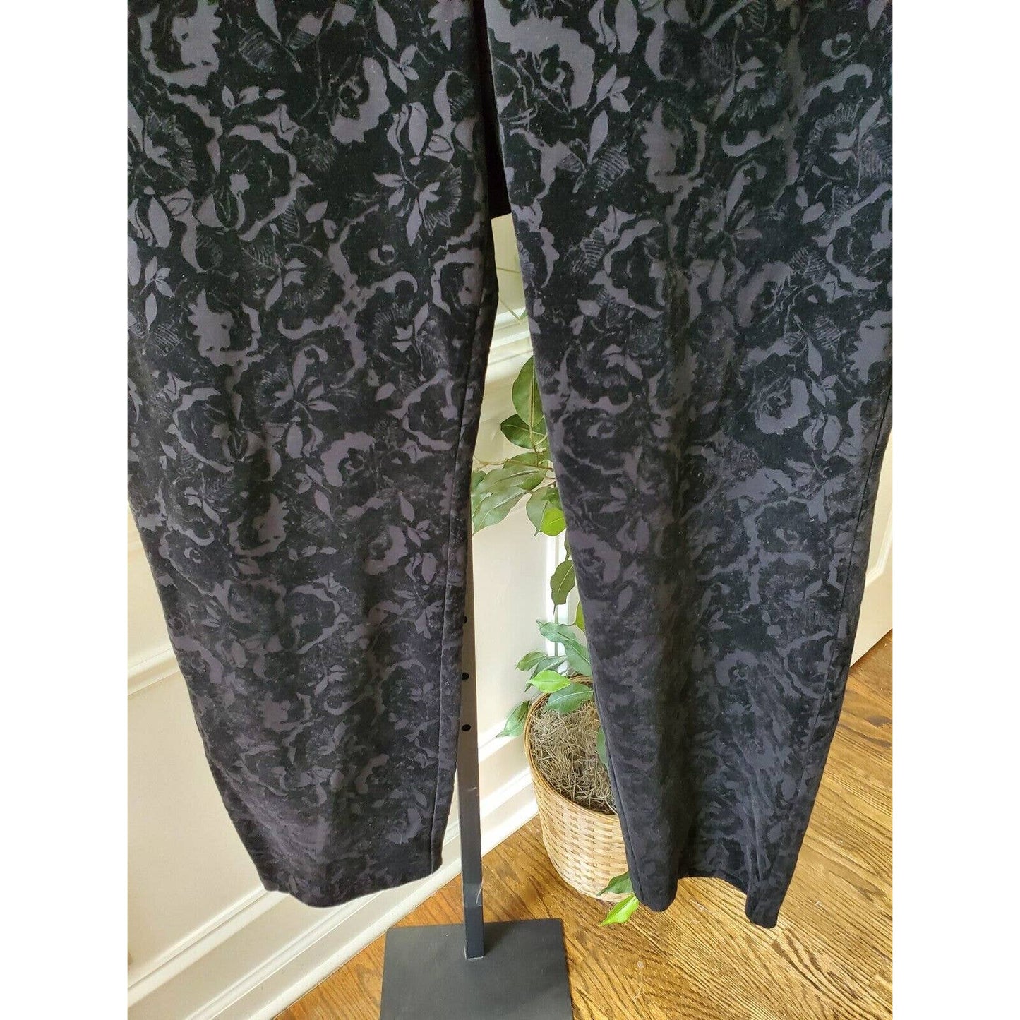 Alfani Women's Black Brocade Rayon Mid Rise Pull on Straight Casual Pant 22W