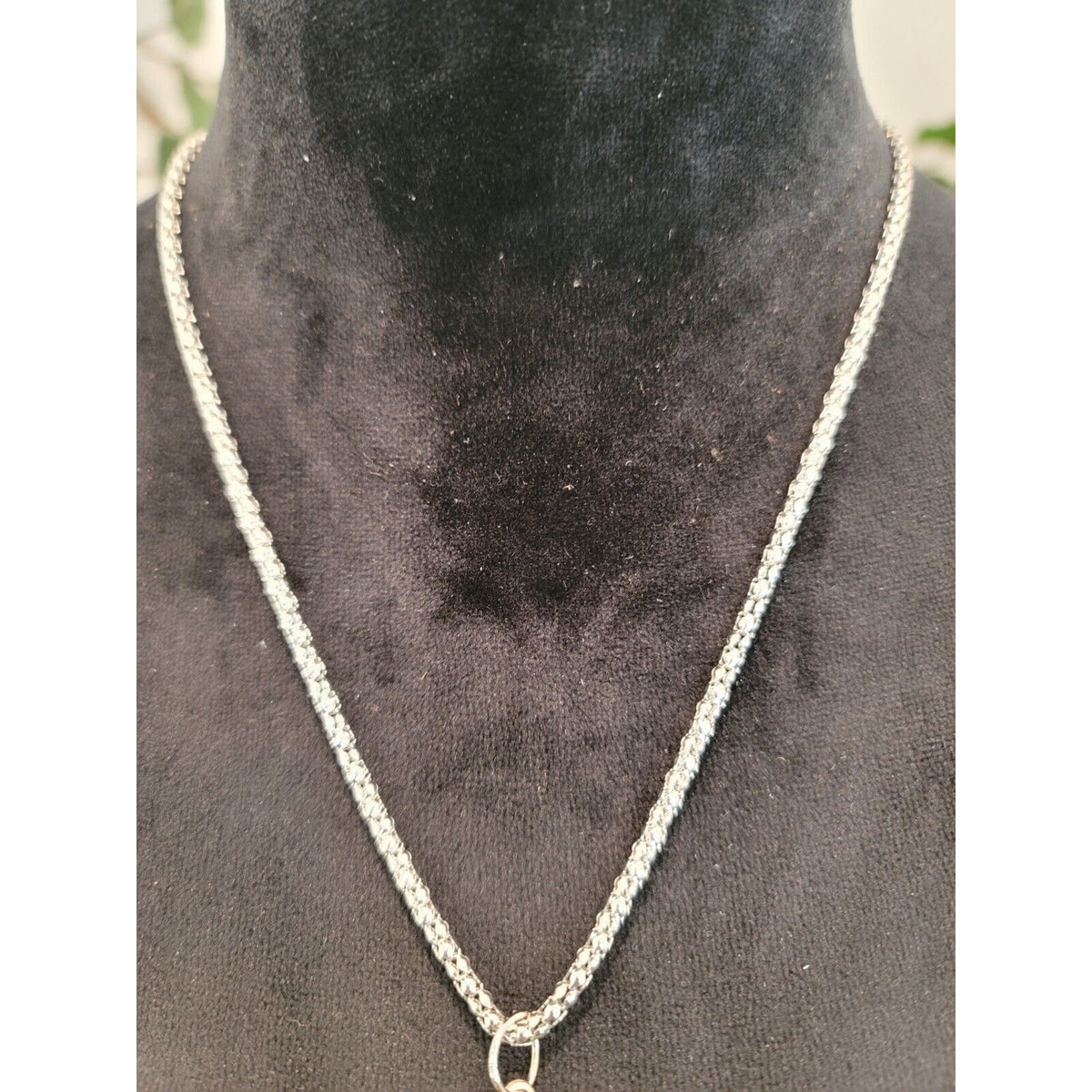 Womens Fashions Silver Turquoise Stone Pendant Necklace Lobster Clasp