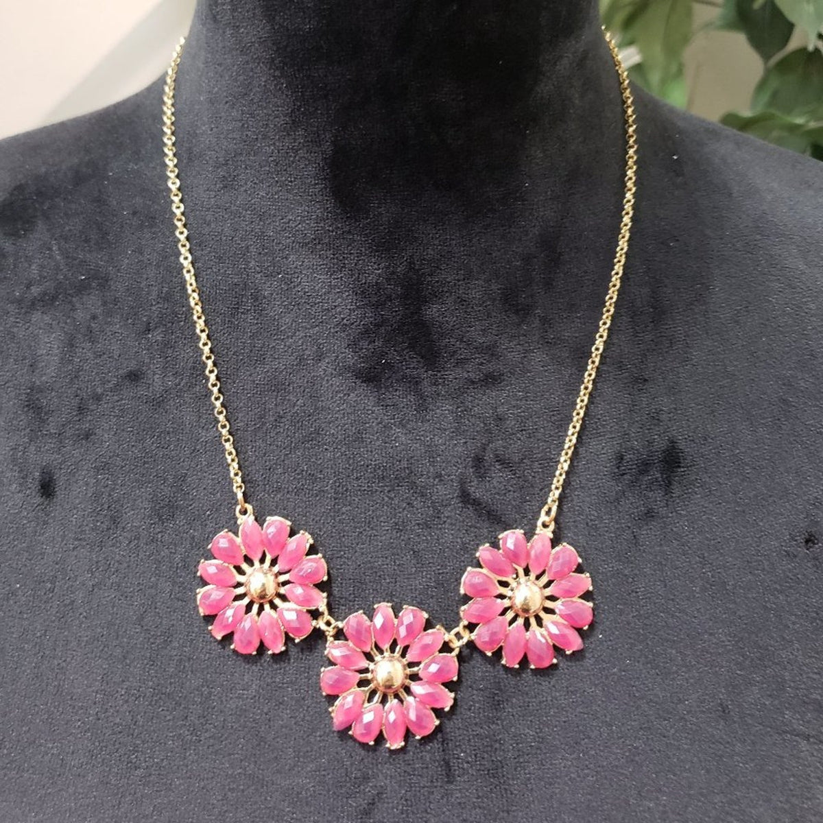 Women's Pink Beaded Sun Flower Gold Tone Statement Necklace