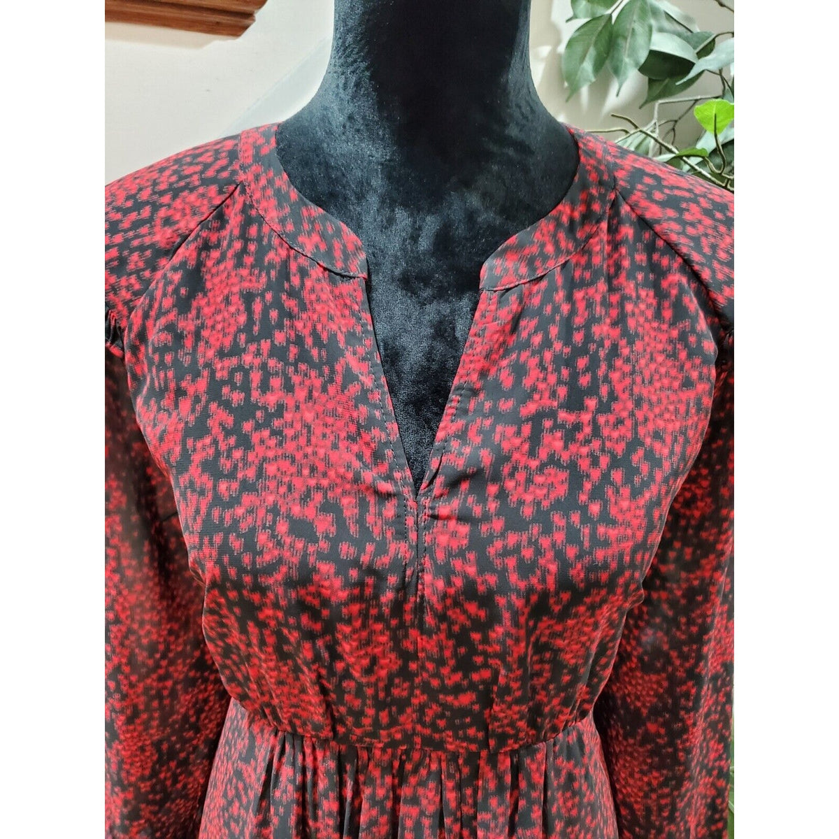 Beach Lunch Lounge Kelsea Babydoll Black & Red V-Neck Long Sleeve Dress L/G/G