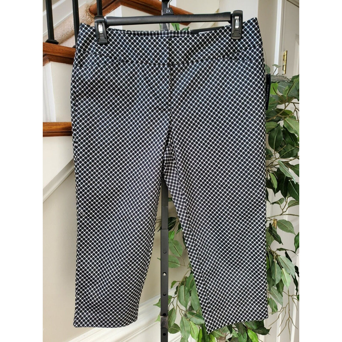 Worthington Women's Black Cotton Modern Fit Thigh Slim Leg Casual Capri Size 10