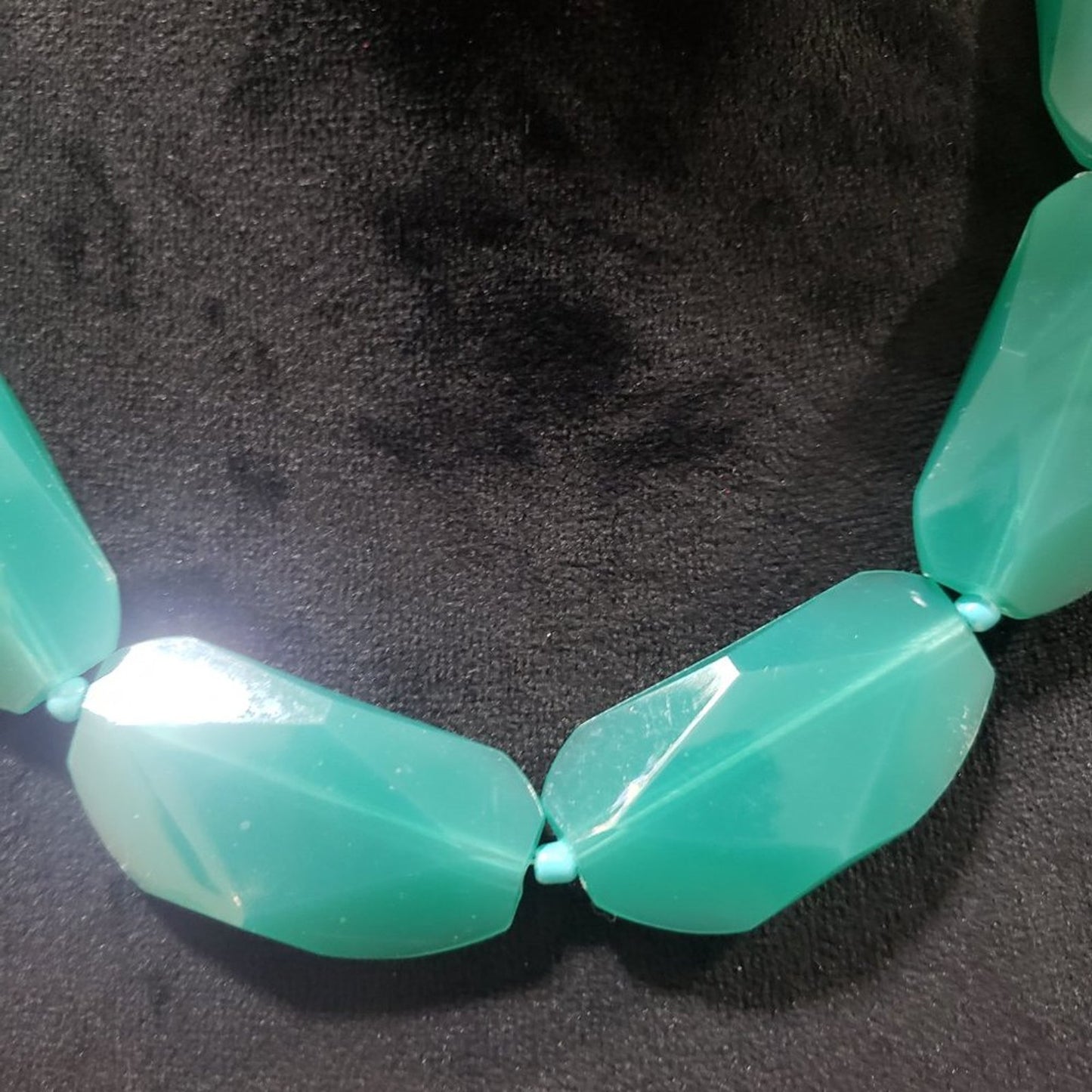 Cookie Lee Womens Faceted Large Blue Chunky Acrylic Beads Choker Necklace