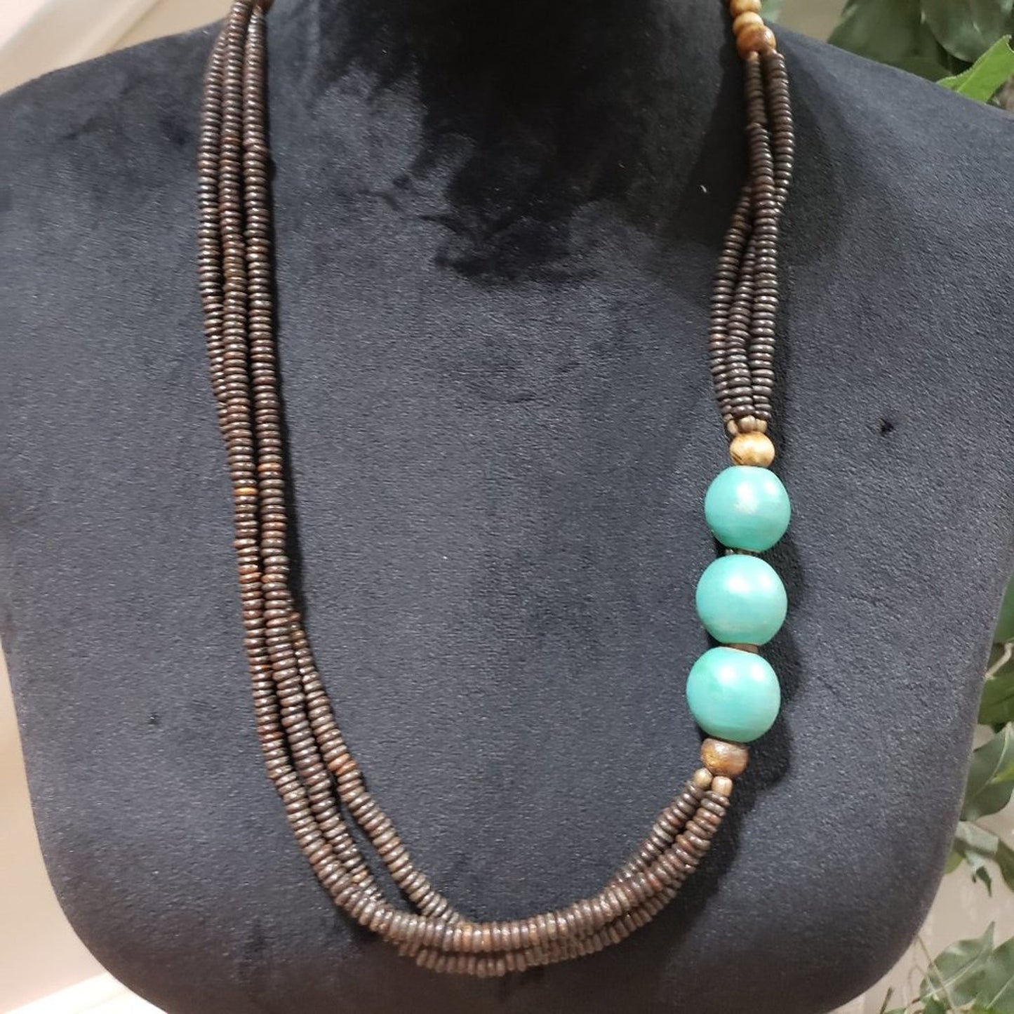 Women’s Beaded Strand Necklace Blue & Brown Large Wood Beads Statement