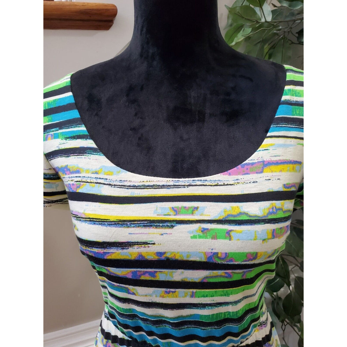 Stitch Clothing Co. Women Multicolor Round Neck Short Sleeve Knee Length Dress L