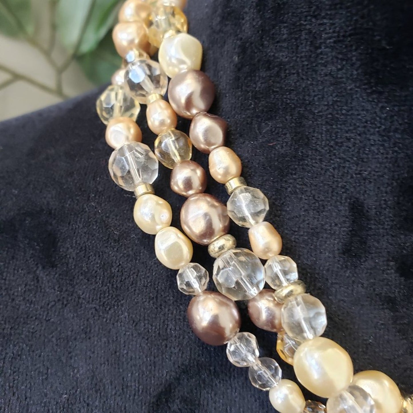 Womens Fashions Multicolor Faux Glass Beaded Collar Necklace with Lobster Clasp